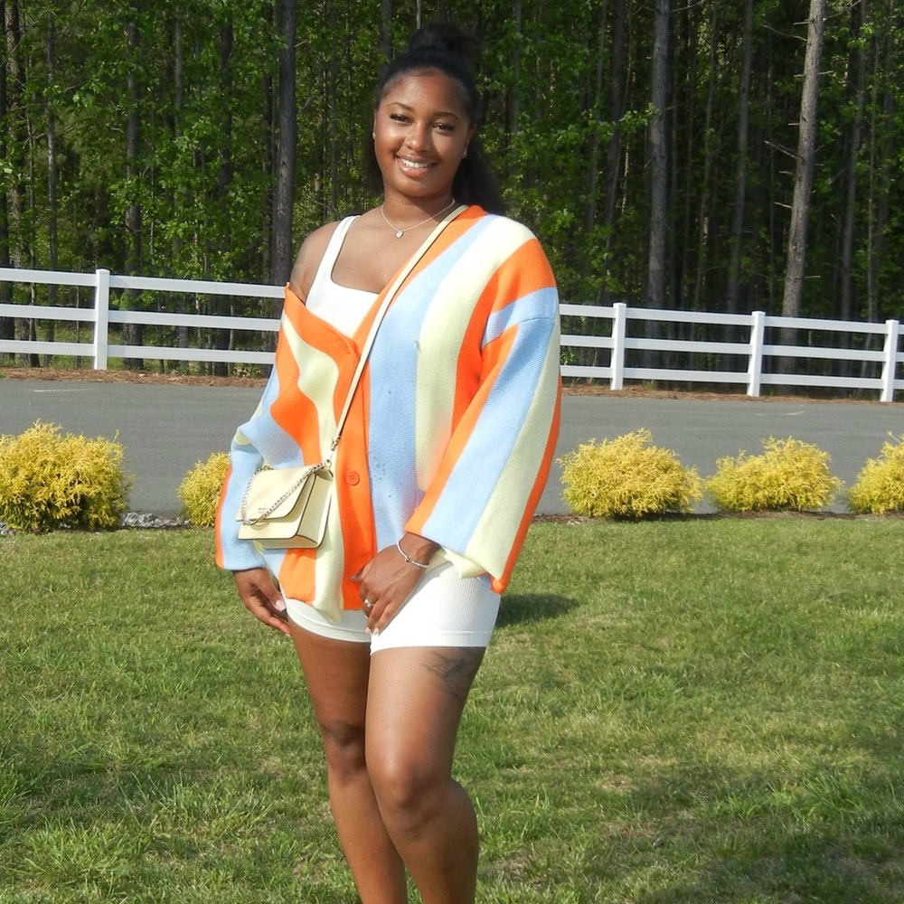 Meet your Posher, Alexia